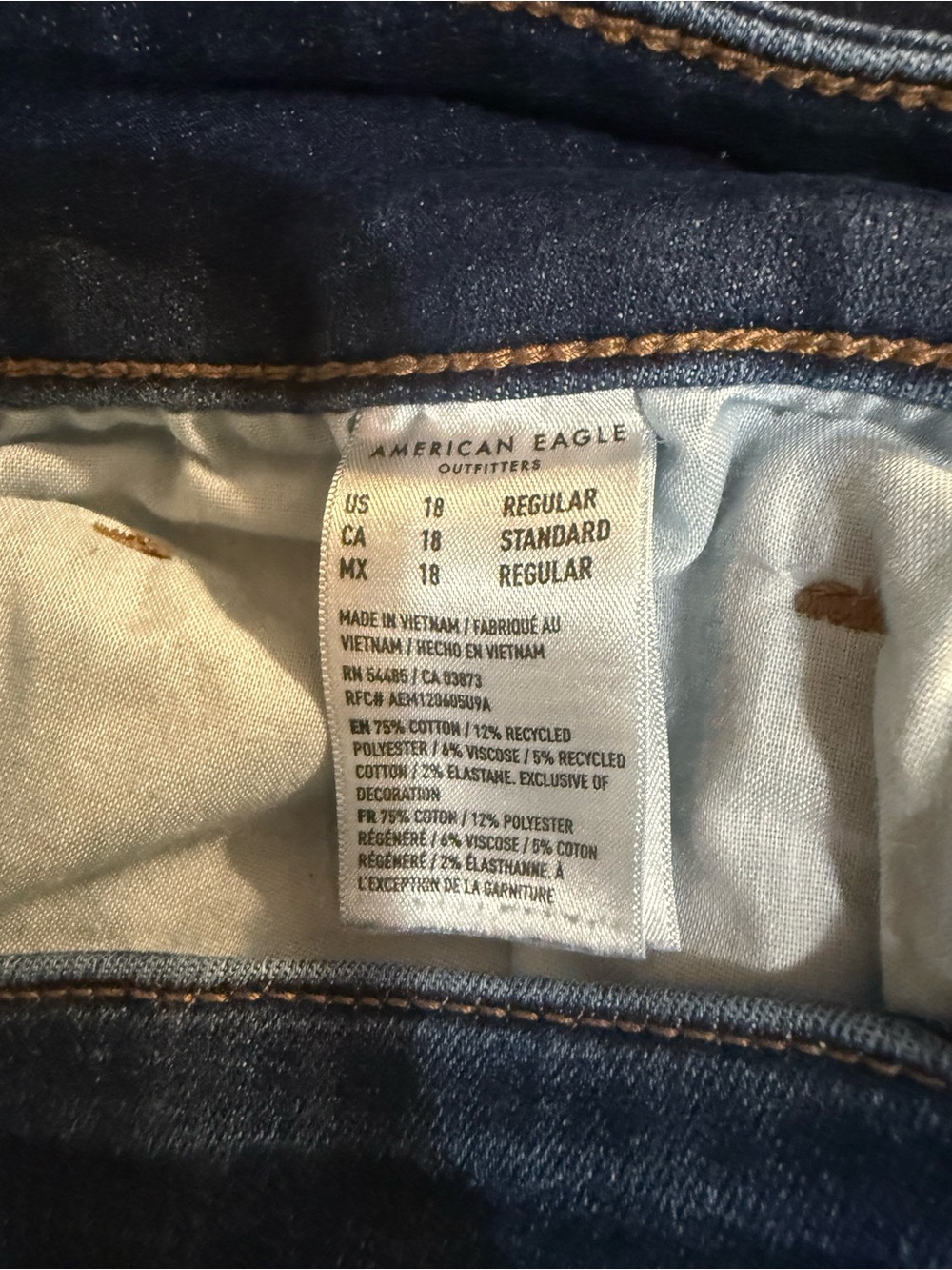 American Eagle Outfitters Dark Blue Kick Boot Jeans - Picture 4 of 4